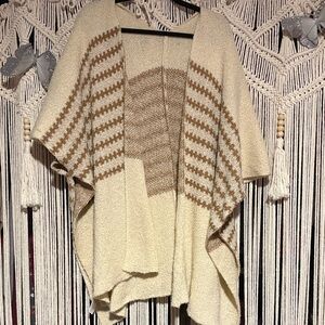 Trendy Boutique Cream and Brown Knit Poncho
